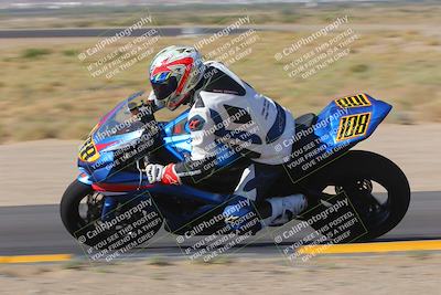 media/Oct-08-2022-SoCal Trackdays (Sat) [[1fc3beec89]]/Turn 9 Inside (10am)/